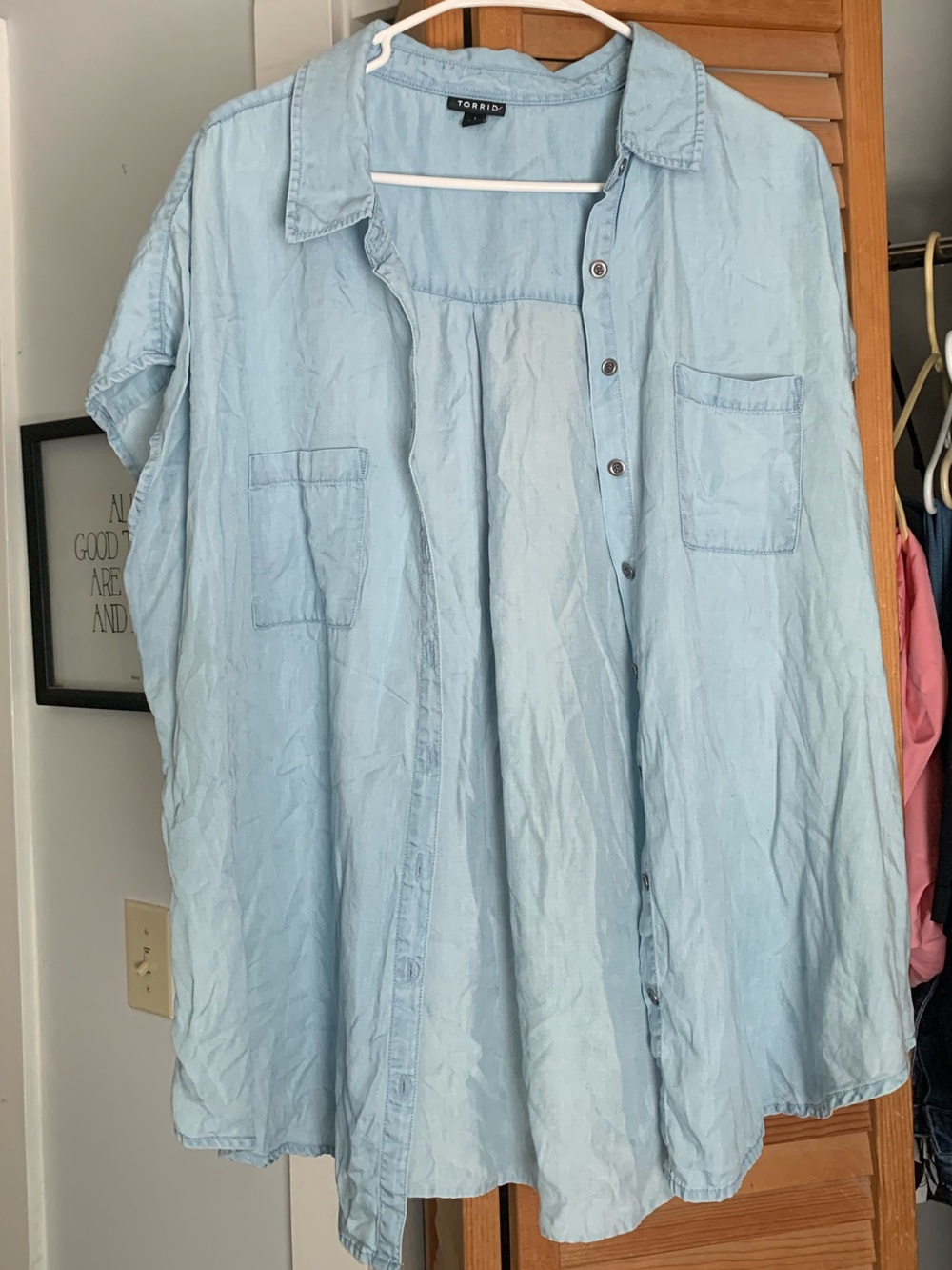 torrid Light Blue womens Short-Sleeve Button-Down blue jean Shirt